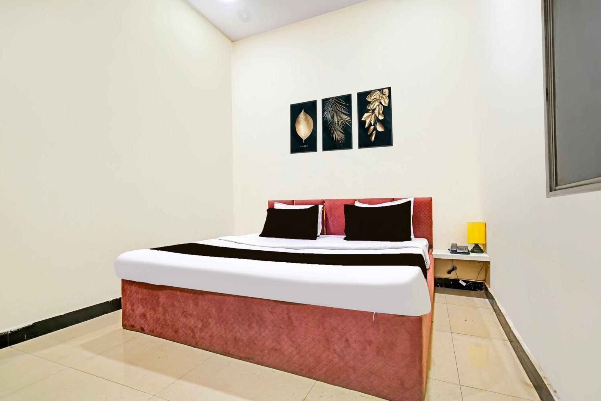 Super Hotel O Hanuman Naka Ujjain Formerly Krishna Palace Экстерьер фото