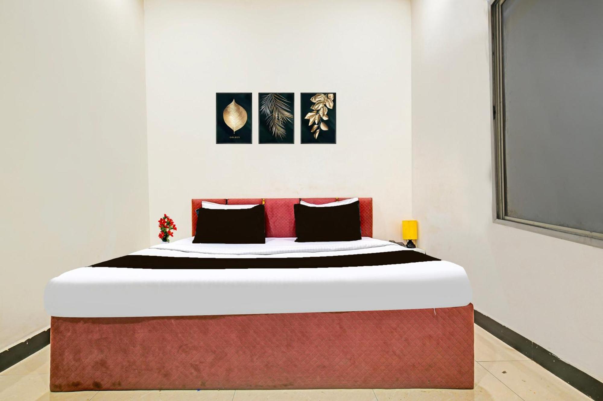 Super Hotel O Hanuman Naka Ujjain Formerly Krishna Palace Экстерьер фото