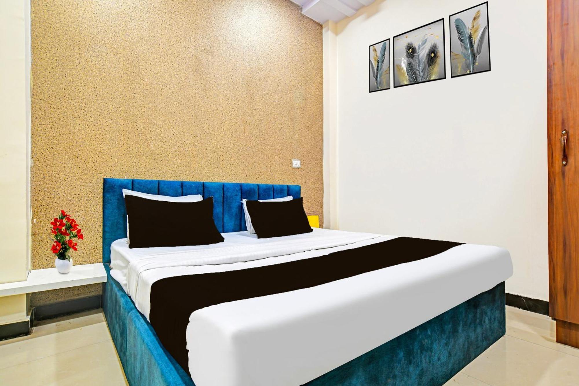 Super Hotel O Hanuman Naka Ujjain Formerly Krishna Palace Экстерьер фото